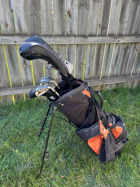 Men's Complete Right Handed Golf Club Set with Stand Bag