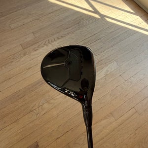 Men's Titleist TSR3 Right Handed Fairway Wood Extra Stiff Flex 4 Wood (Used)