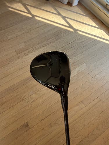 Men's Titleist TSR3 Right Handed Fairway Wood Extra Stiff Flex 4 Wood (Used)