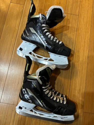 CCM AS-580 Hockey Skates Regular Width 9 (Used)