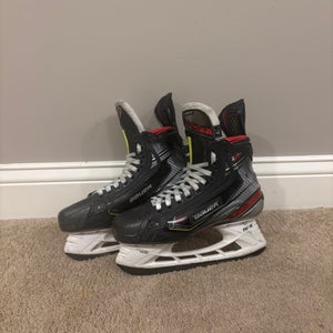 Used 4.5D Bauer Vapor 2X Pro Ice Hockey Skates