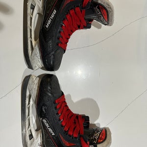 Bauer Vapor 3X Pro Hockey Skates Regular Width Size 3.5 (Used)
