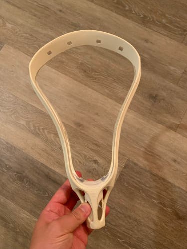 Warrior Evolution Unstrung Head (Used)