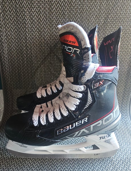 2024 Hockey Skates Extra Wide Width 7.5 (Used)
