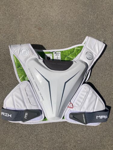 Large Adult Maverik M5 Speed Pad Shoulder Pads (Used)