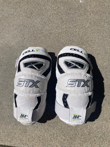 Medium Adult STX Cell V Arm Pads (Used)