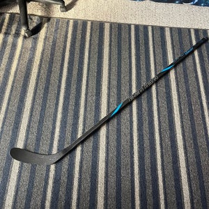 Senior Bauer Nexus E50 Pro Right Handed Hockey Stick P28 (Used)
