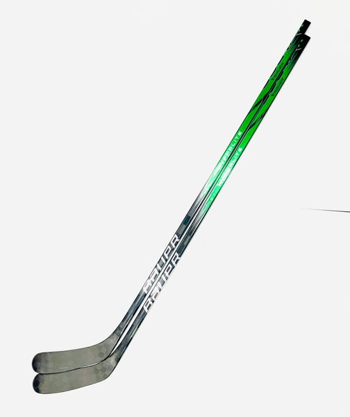 New 2 pack Bauer Vapor Hyperlite 2 (green) Pro Stock - RH, P90TM, 77 Flex