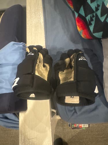 CCM LTP Gloves 9" (Used)