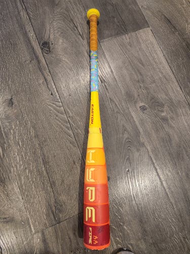 2024 Easton Hype Fire Composite USABat Certified Bat (-11) 16 oz 27"