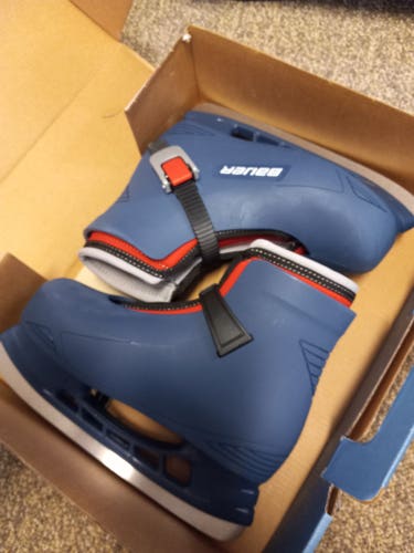 Bauer Lil champs recreation ice skates