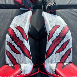 Medium Bauer Goalie Leg Pads (Used)