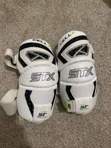 Medium Adult STX Cell V Arm Pads (Used)