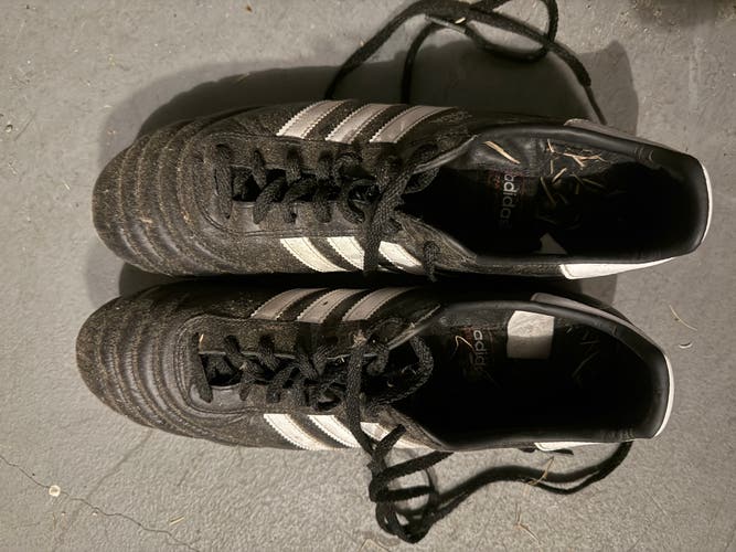 Black Men's Size M 12.0 (W 13.0) Adult Adidas Molded Cleats Cleats (Used)