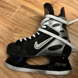 Nike Air Zoom Hockey Skates 8 (Used)