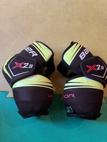Junior Large Bauer Vapor X2.9 Elbow Pads (Used)