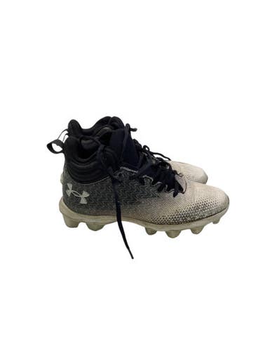 Used Under Armour Jr FB Cleats Black And White Junior 03.5 11347-S000257449