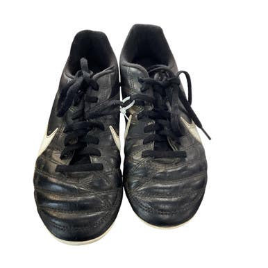 Used Nike Soccer Cleats Black Junior 02.5 11479-S000406316