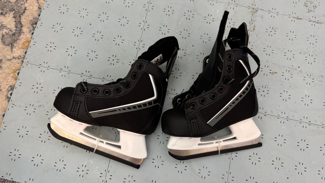 Hockey Skates 13 (New)