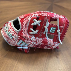 2024 Wilson A2000 RH Infield Baseball Glove 11.75" (Used)