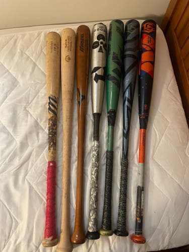Bunch of Bats Left Louisville Slugger Bat (Used)