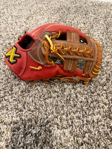 11.5” Atoms Custom Baseball Infield Glove Imported From Japan