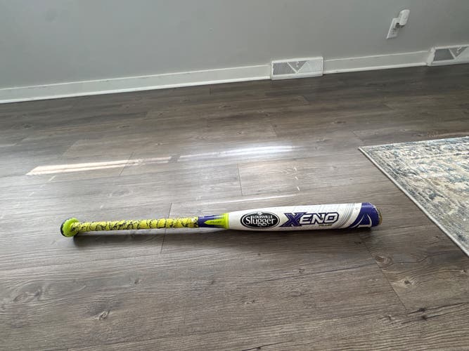 2017 Louisville Slugger Xeno Composite Bat (-11) 19 oz 30" (Used)