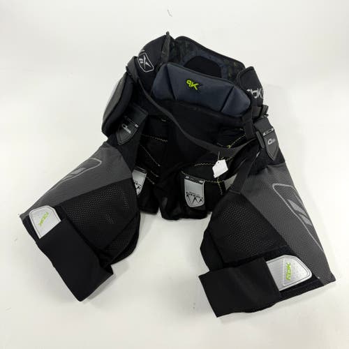 Used Reebok 9K Girdle | Sr Small | E319