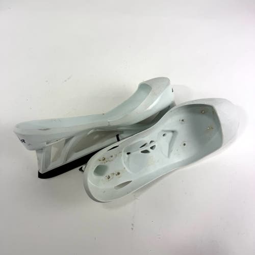 Used Bauer Goalie Cowlings With Steel | Size 11 | Scott Darling #33 | E232