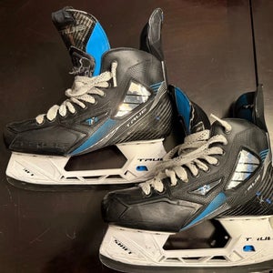 True TF9 Hockey Skates 8.5 (Used)