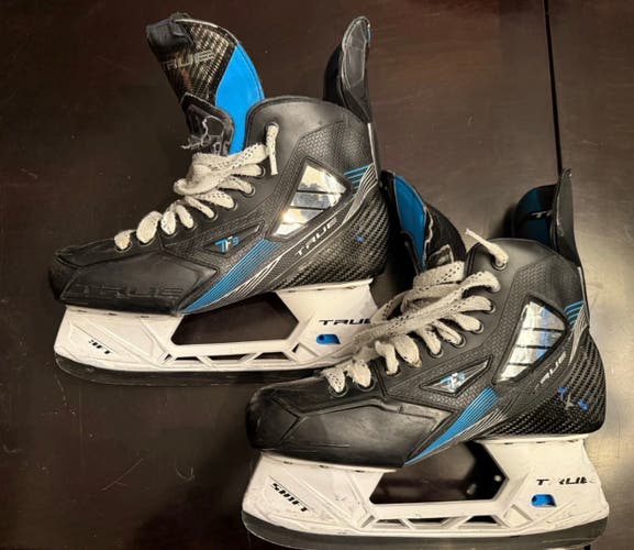 True TF9 Hockey Skates 8.5 (Used)