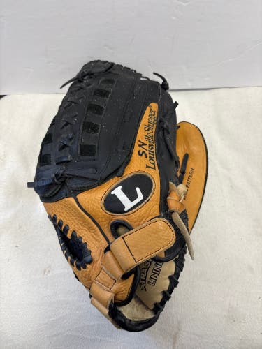 Louisville Slugger RH Baseball Glove 13.5" (Used)