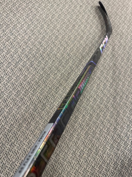 Intermediate CCM RibCor Trigger 9 Pro Right Handed Hockey Stick P90TM (New) 65 flex