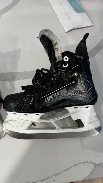 2024 Bauer Supreme M50 Pro Hockey Skates Regular Width Pro Stock Size 2 (Used)
