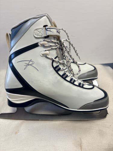 Riedell Figure Skates B Adult 10 (Used)