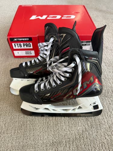 CCM JetSpeed FT8 Pro Hockey Skates Regular Width 7 (New)
