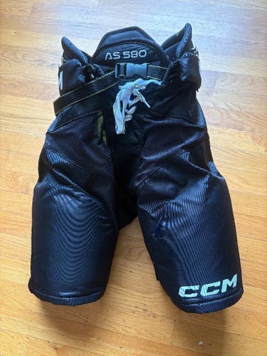 Men's Senior Medium CCM Tacks AS 580 Hockey Pants (Used)