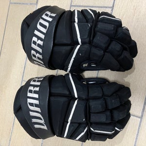 Warrior Alpha Pro Gloves 14" Pro Stock (Used)