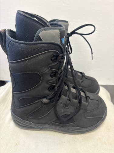 Size M 9.0 (W 10.0) Snowboard Boots All Mountain (New)
