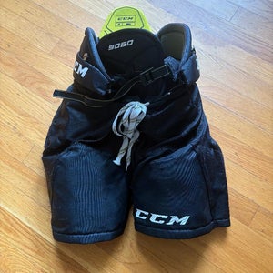 Junior Small CCM Tacks 9060 Hockey Pants (Used)
