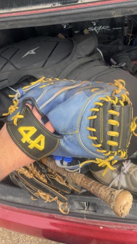 2025 44 Pro Signature Series RH Catcher's Baseball Glove 33.5" (Used)