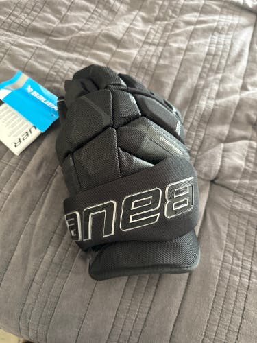 Bauer Supreme Mach Gloves 13" (New)
