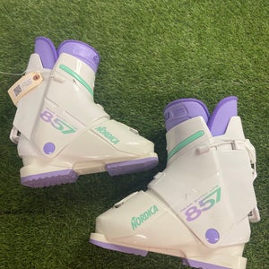Women's Nordica 857 Ski Boots | 23.5 Mondo 270mm