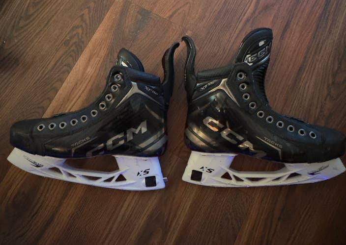 2024 CCM Tacks XF Pro Hockey Skates Regular Width 6.5 (Used)