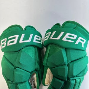 Bauer Vapor Hyperlite Gloves 14" Toronto St Pats