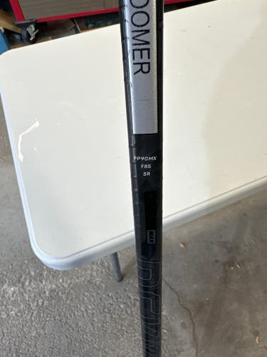 Senior Sher-Wood Rekker Right Handed Hockey Stick P90TM (New)