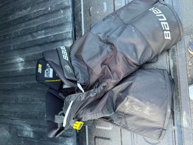 Men's Senior XL Bauer Supreme 3S Pro Hockey Pants (Used)