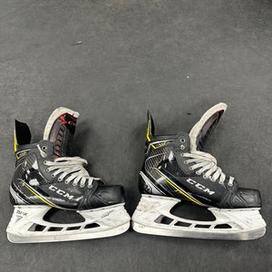 CCM Super Tacks AS1 Hockey Skates Regular Width Pro Stock 9.5 (Used)