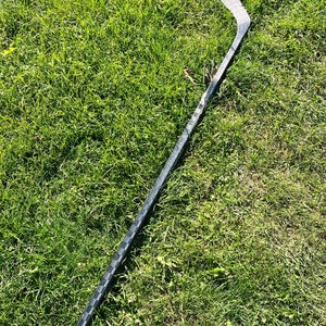 Senior PRO Stock Hockey Sticks  Zegras pro curve left hand Hockey Stick Toe Pattern Pro Blackout