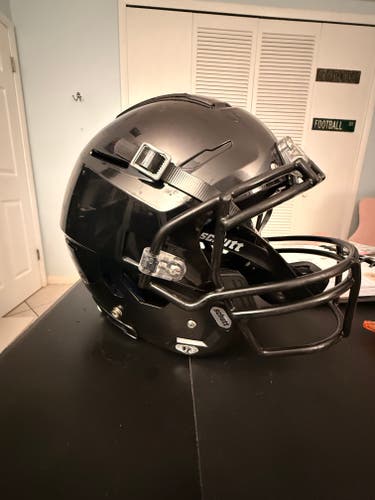 Lot of Schutt F7 VTD Helmets — Adult (2024, w/ Facemasks & Chin Straps)